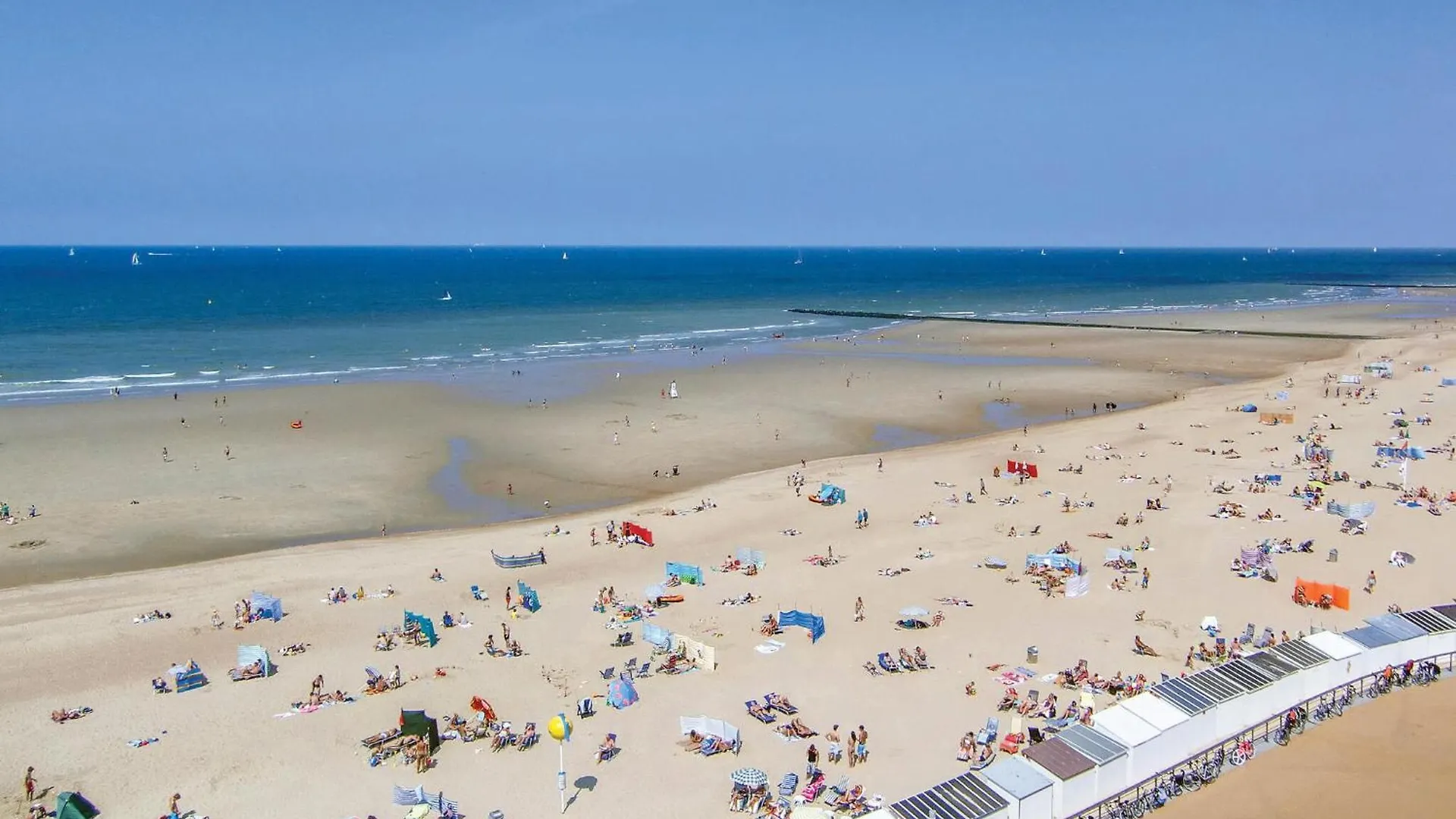 Stunning Apartment In Oostende With Kitchen Belgie