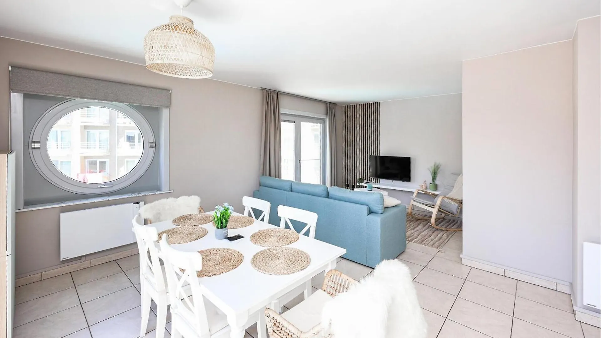 Stunning Apartment In Oostende With Kitchen